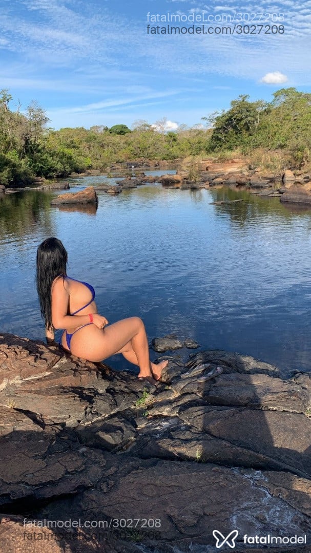 Acompanhante mulher morena (o) de olhos castanhos em Itabira Acompanhante mulher morena (o) de olhos castanhos em Itabira - Jullie