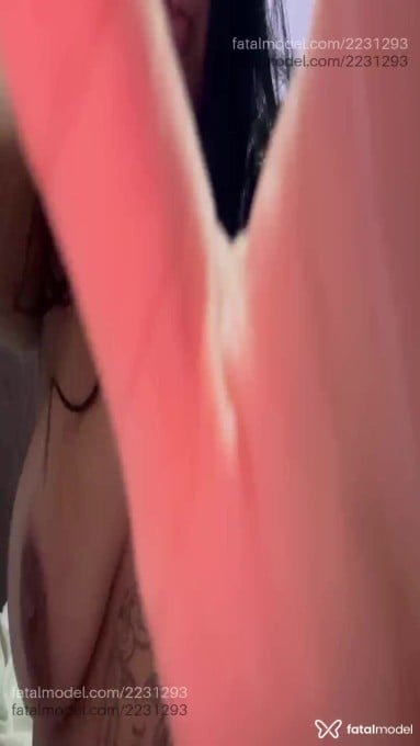Acompanhante mulher com cabelo castanho de olhos castanhos em Pelotas - Mari