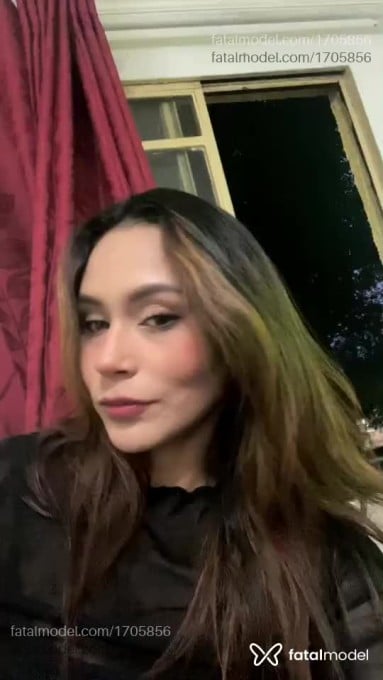 Acompanhante mulher morena (o) de olhos castanhos em São Paulo - Kallem