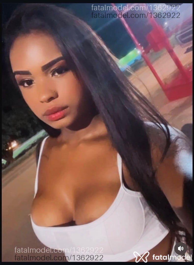 Acompanhante mulher trans morena (o) de olhos pretos em Paracatu Acompanhante mulher trans morena (o) de olhos pretos em Paracatu - Isadora Lisboa
