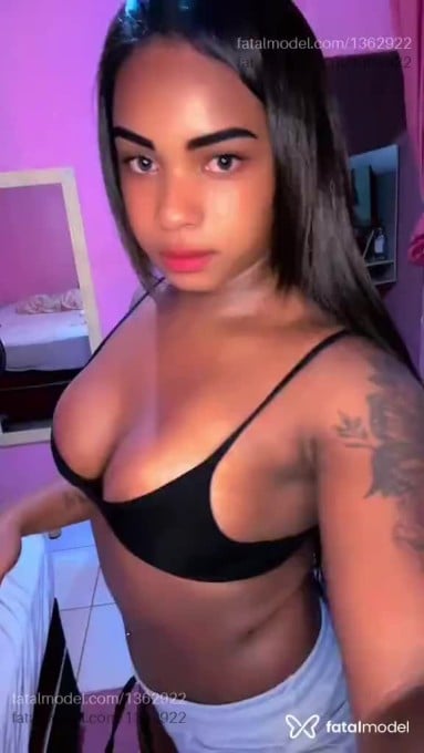 Acompanhante mulher trans morena (o) de olhos pretos em Paracatu Acompanhante mulher trans morena (o) de olhos pretos em Paracatu - Isadora Lisboa