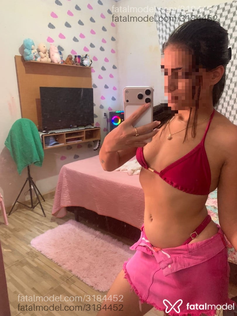 Acompanhante mulher morena (o) de olhos verdes em Açailândia Acompanhante mulher morena (o) de olhos verdes em Açailândia - Stefanny