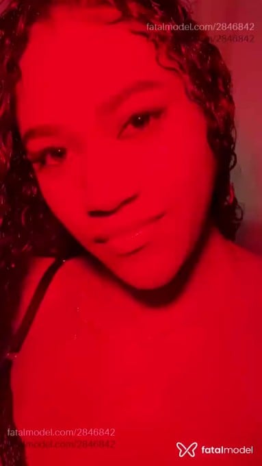 Acompanhante mulher morena (o) de olhos pretos em São Carlos Acompanhante mulher morena (o) de olhos pretos em São Carlos - Fernanda Lins