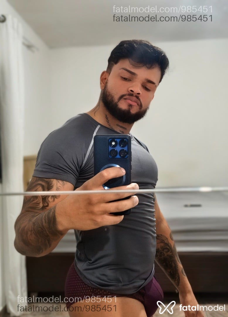 Acompanhante homem morena (o) de olhos castanhos em Sorocaba - Eduardo