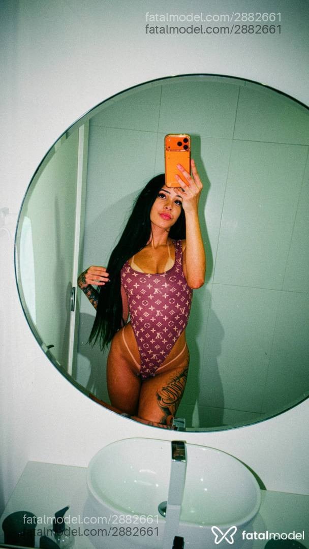 Acompanhante mulher morena (o) de olhos castanhos em Linhares - Melissa Souza