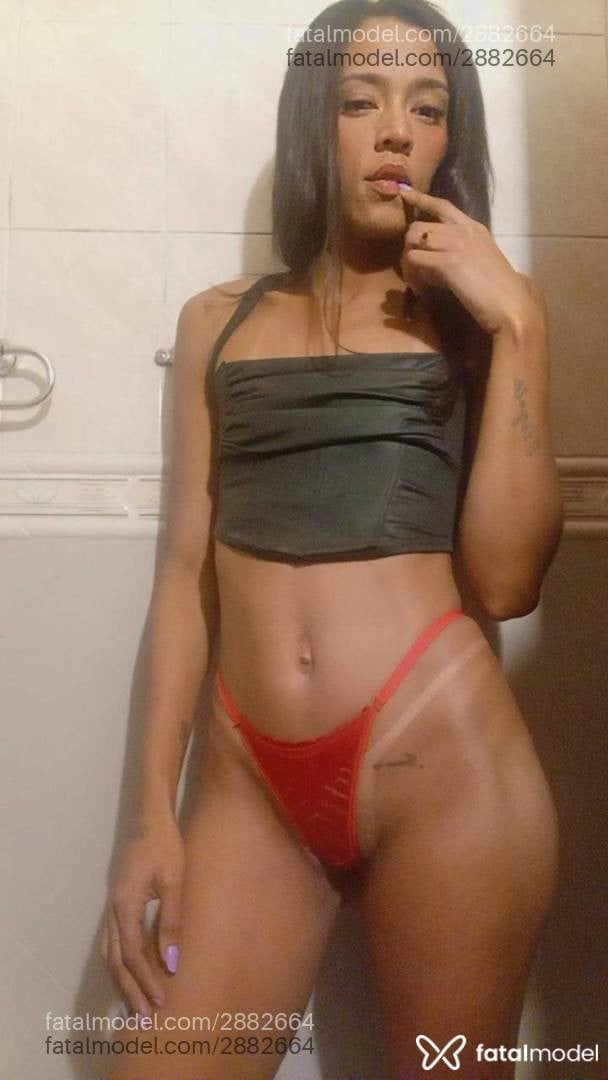Acompanhante mulher morena (o) de olhos castanhos - Ruth