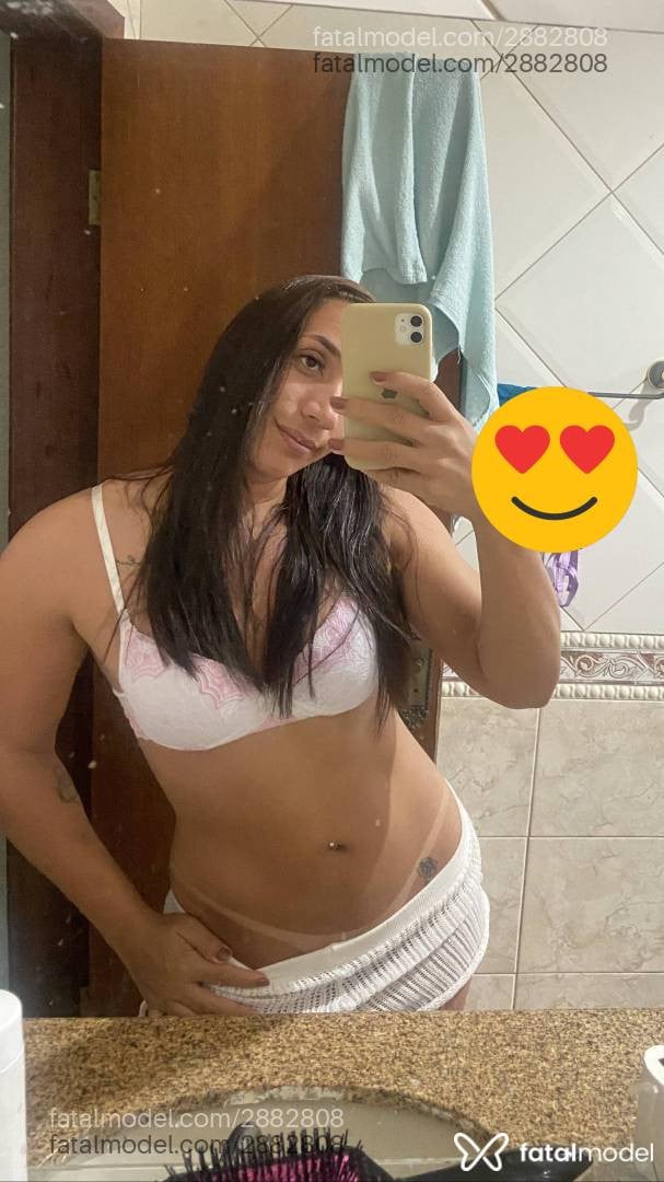 Acompanhante mulher morena (o) de olhos castanhos - Juliana