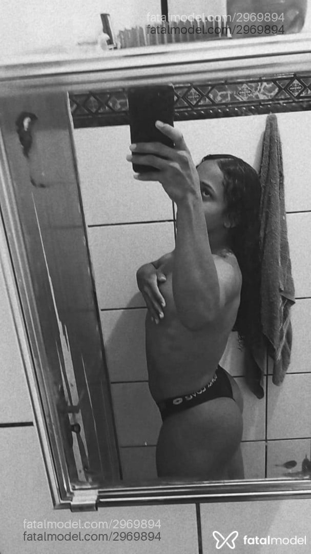 Acompanhante mulher trans morena (o) de olhos castanhos em Uberlândia - Anna