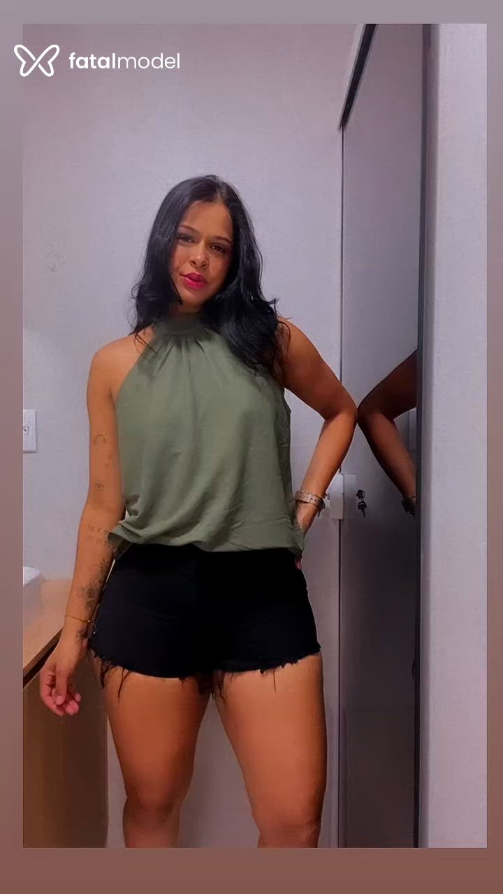 Acompanhante mulher morena (o) de olhos castanhos - Raissa