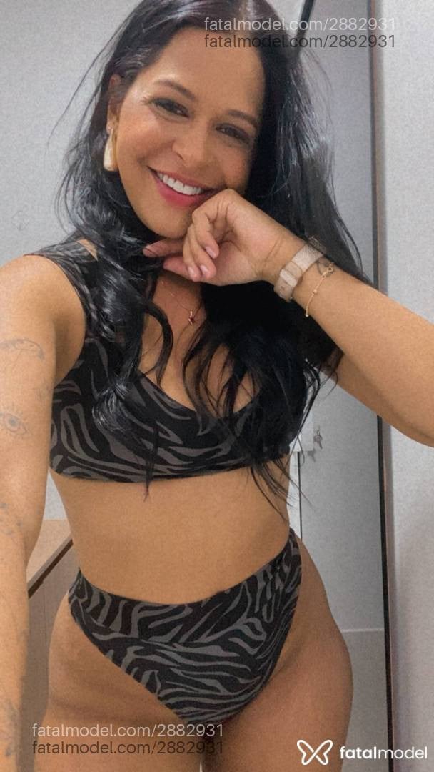 Acompanhante mulher morena (o) de olhos castanhos - Raissa