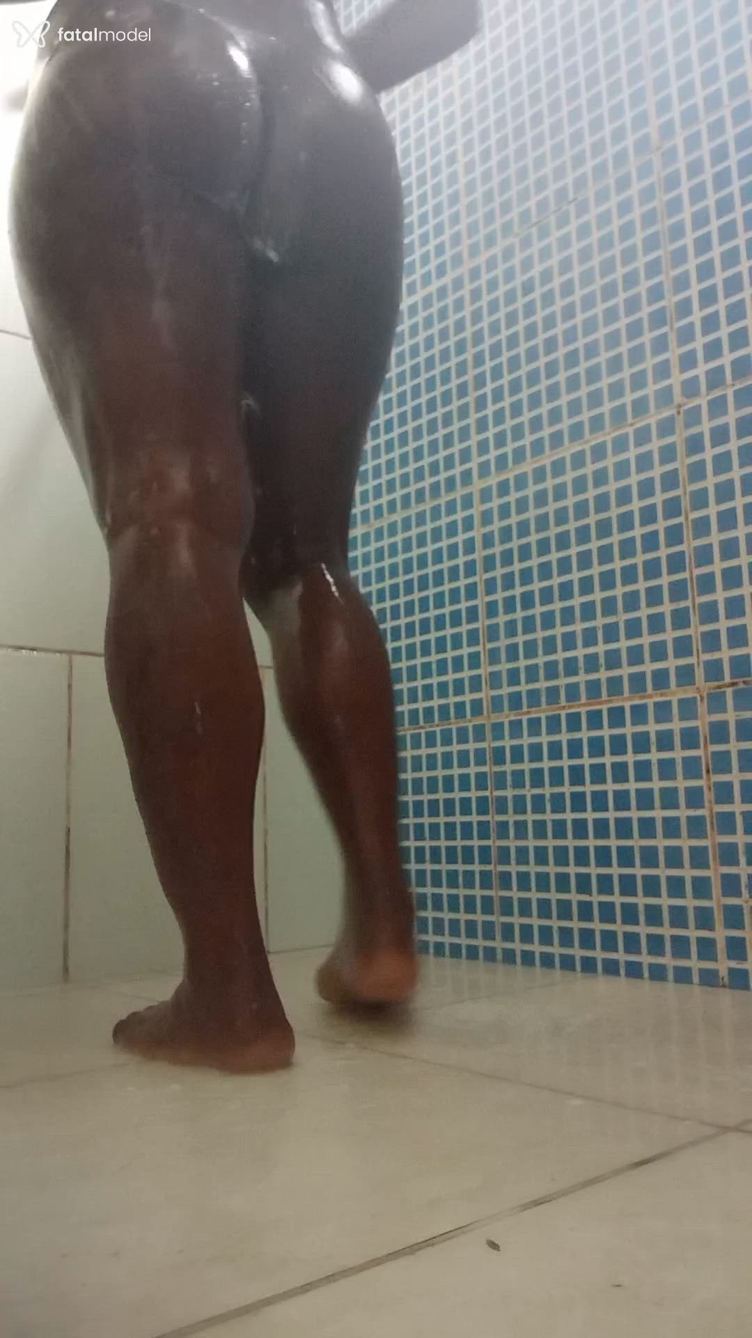 Acompanhante mulher com cabelo castanho de olhos pretos em Governador Valadares Acompanhante mulher com cabelo castanho de olhos pretos em Governador Valadares - Hyara bonbon