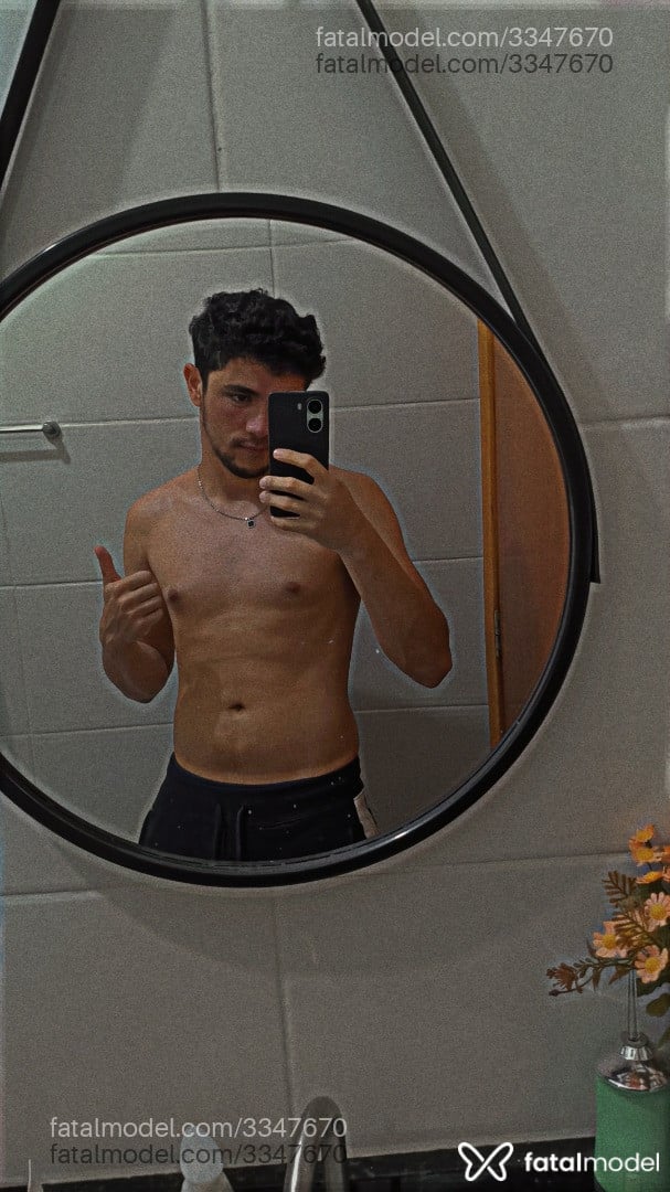Acompanhante homem morena (o) de olhos castanhos em Caçapava - Mlkaomoreno