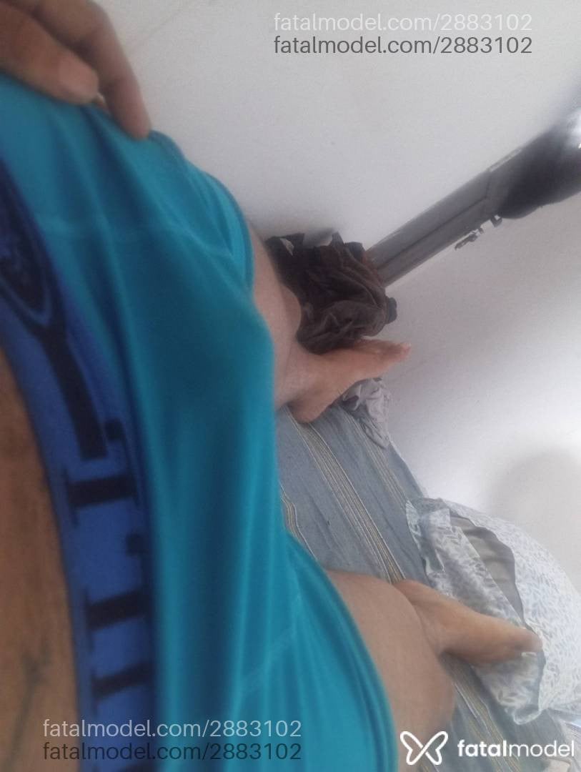 Acompanhante homem morena (o) de olhos castanhos - Rg Santos Acompanhante homem morena (o) de olhos castanhos - Rg Santos