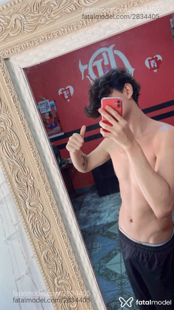 Acompanhante homem com cabelo castanho de olhos castanhos em Manaus - Gabriel Lima
