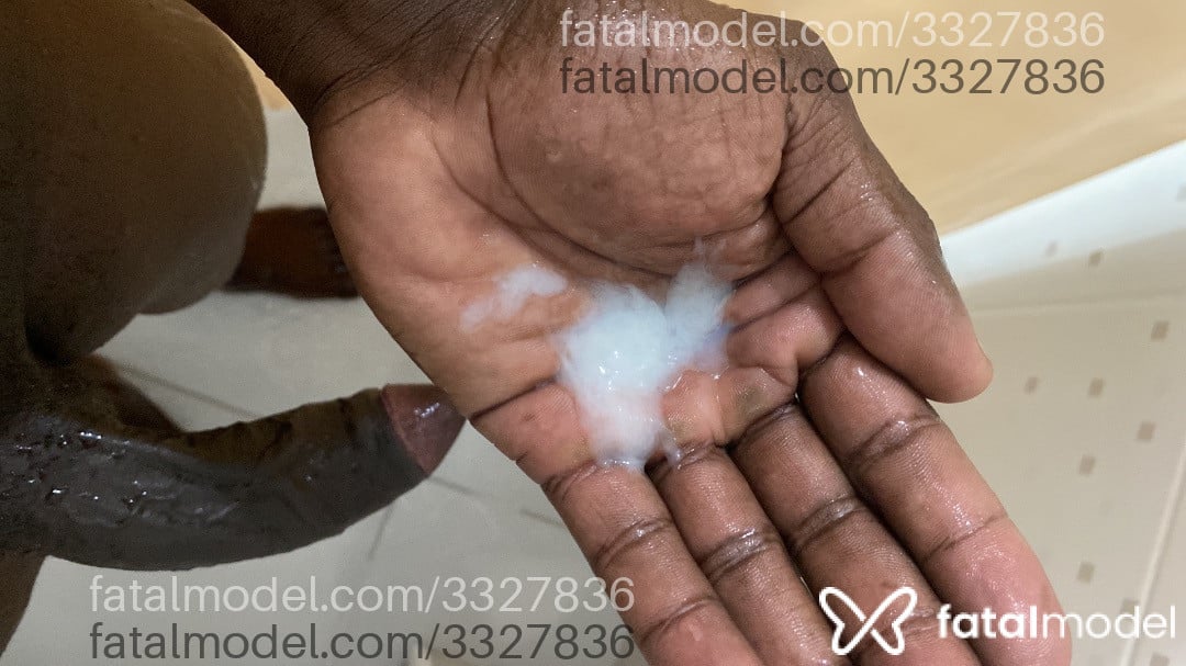 Acompanhante homem morena (o) de olhos castanhos em Rio de Janeiro - Gigante Black