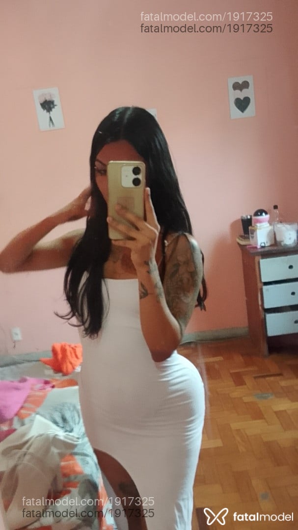 Acompanhante mulher trans com cabelo castanho de olhos castanhos em Belo Horizonte - ímola