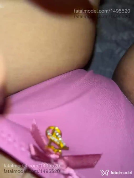 Acompanhante mulher morena (o) de olhos mel em Rio Branco - Ravenna