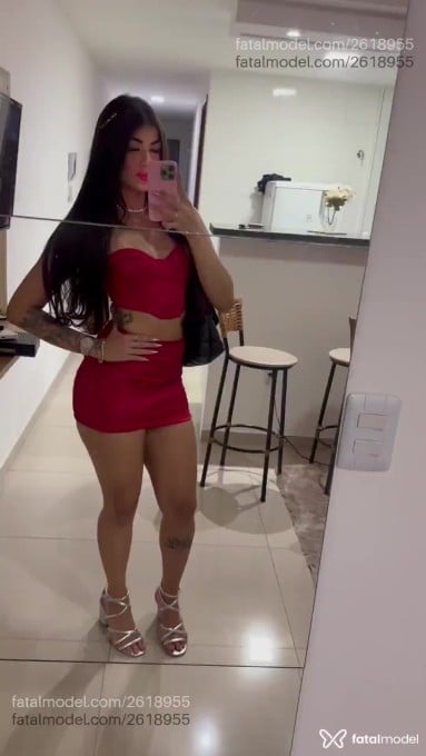 Acompanhante mulher morena (o) de olhos castanhos em Rio de Janeiro - Camila Bianchi