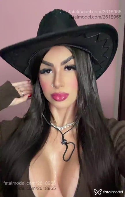Acompanhante mulher morena (o) de olhos castanhos em Rio de Janeiro - Camila Bianchi