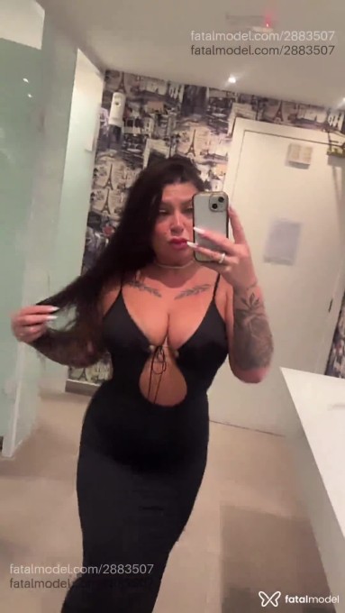 Acompanhante mulher morena (o) de olhos verdes em São Paulo Acompanhante mulher morena (o) de olhos verdes em São Paulo - Nicolly Leblank