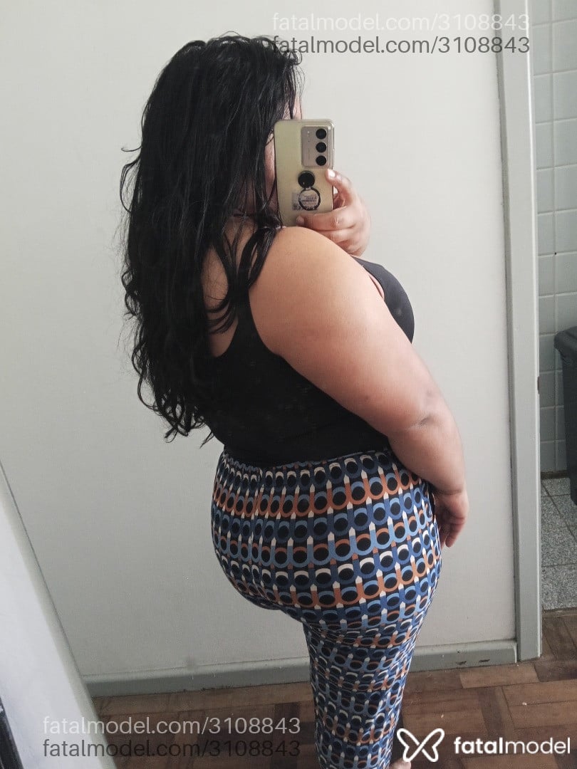 Acompanhante mulher morena (o) de olhos castanhos em Curitiba - Gabi Oliveira