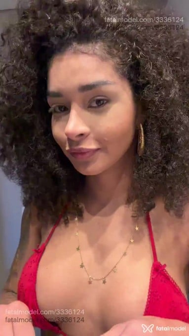 Acompanhante mulher morena (o) de olhos castanhos em São Paulo - Gio Savanna