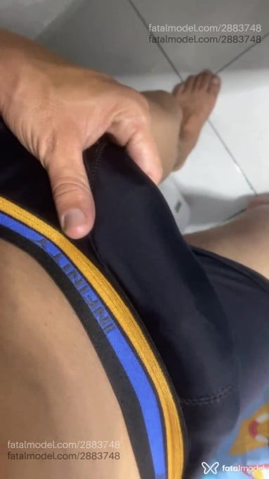 Acompanhante homem com cabelo castanho de olhos castanhos em Itaquaquecetuba - Davi Monteiro