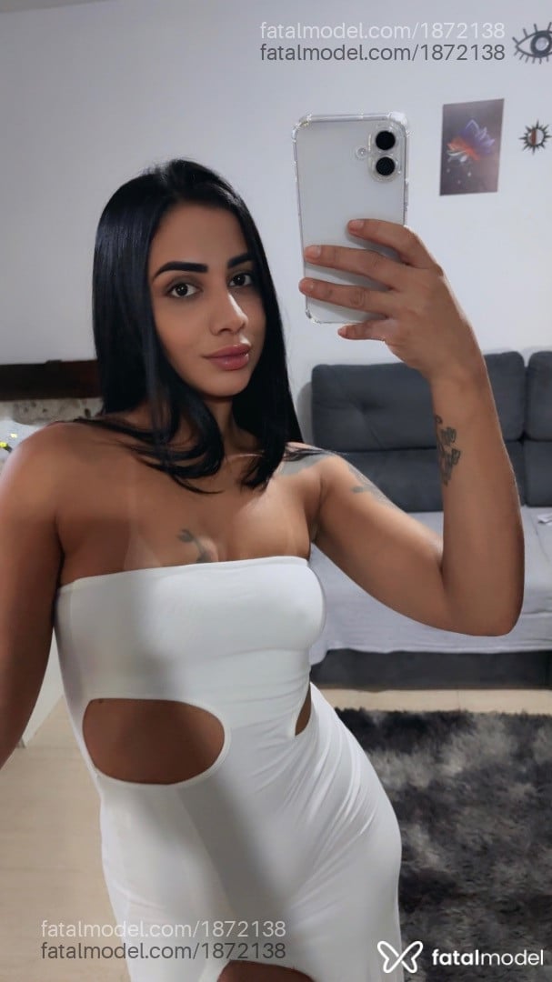 Acompanhante mulher morena (o) de olhos pretos em Rio de Janeiro - iza helena