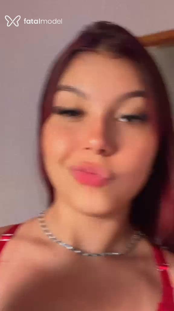 Acompanhante mulher com cabelo castanho de olhos castanhos - Antonella