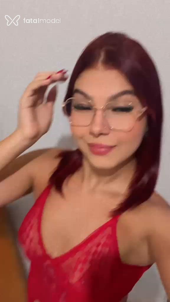 Acompanhante mulher com cabelo castanho de olhos castanhos - Antonella