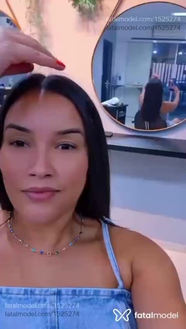 Acompanhante mulher com cabelo castanho de olhos castanhos em Três Lagoas Acompanhante mulher com cabelo castanho de olhos castanhos em Três Lagoas - Maya