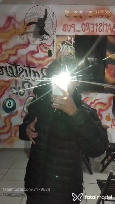 Acompanhante homem com cabelo castanho de olhos castanhos em Francisco Beltrão - Theus