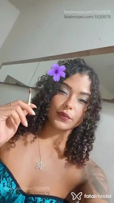 Acompanhante mulher morena (o) de olhos pretos em Guarujá Acompanhante mulher morena (o) de olhos pretos em Guarujá - morena rosa