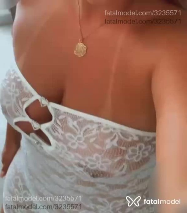 Acompanhante mulher loira (o) de olhos castanhos em Varginha Acompanhante mulher loira (o) de olhos castanhos em Varginha - Alice