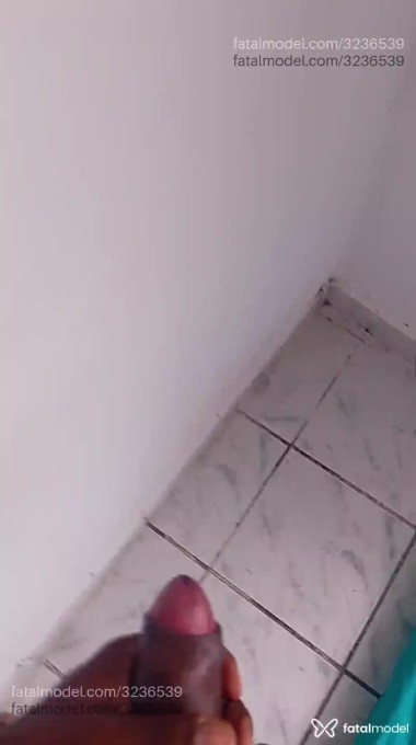 Acompanhante homem morena (o) de olhos castanhos em Manhuaçu Acompanhante homem morena (o) de olhos castanhos em Manhuaçu - Mineirinho