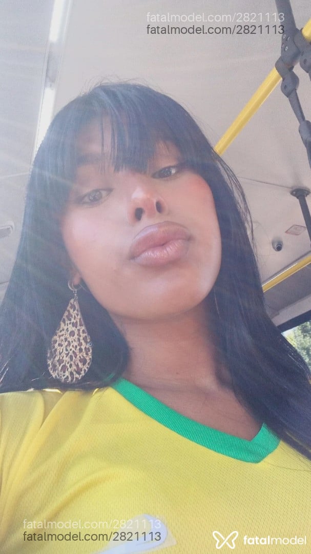 Acompanhante mulher trans morena (o) de olhos verdes em Curitiba Acompanhante mulher trans morena (o) de olhos verdes em Curitiba - Yasmim