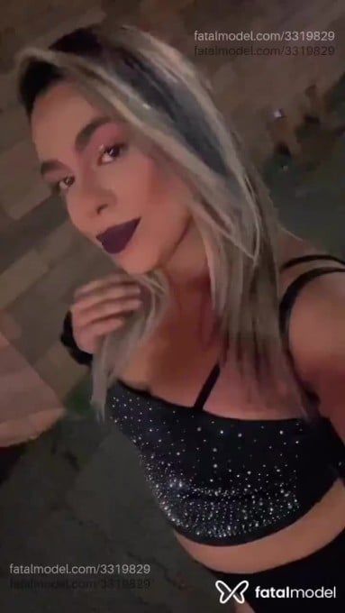 Acompanhante mulher trans loira (o) de olhos pretos em Arapongas - Julia