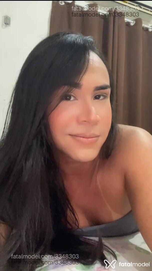 Acompanhante mulher trans com cabelo castanho de olhos castanhos em Mossoró Acompanhante mulher trans com cabelo castanho de olhos castanhos em Mossoró - Larissa Gabriela