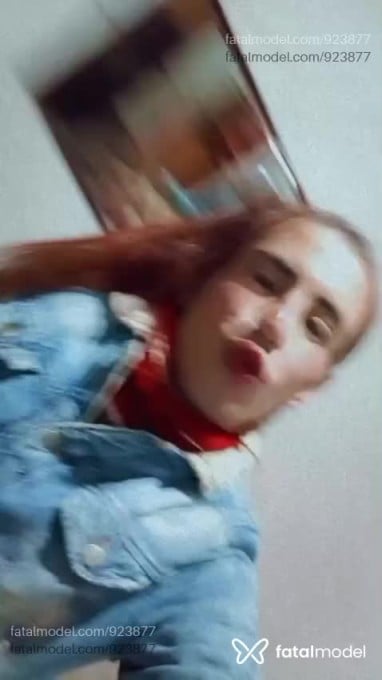 Acompanhante mulher trans loira (o) de olhos castanhos em Virtual - Milena