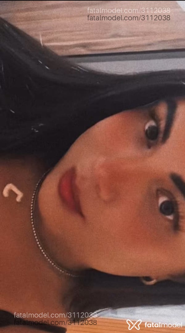 Acompanhante mulher trans morena (o) de olhos castanhos em Guarulhos - Isis Morena