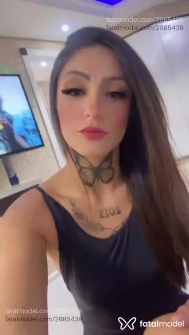 Acompanhante mulher morena (o) de olhos pretos em Florianópolis Acompanhante mulher morena (o) de olhos pretos em Florianópolis - Jade Milano