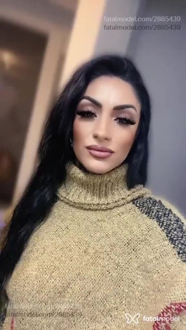 Acompanhante mulher morena (o) de olhos pretos em Florianópolis Acompanhante mulher morena (o) de olhos pretos em Florianópolis - Jade Milano