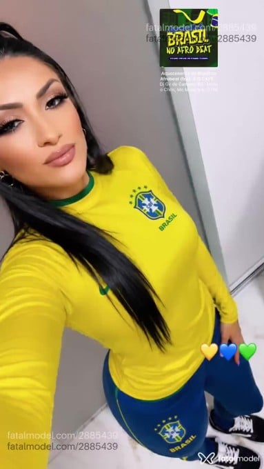 Acompanhante mulher morena (o) de olhos pretos em Florianópolis Acompanhante mulher morena (o) de olhos pretos em Florianópolis - Jade Milano