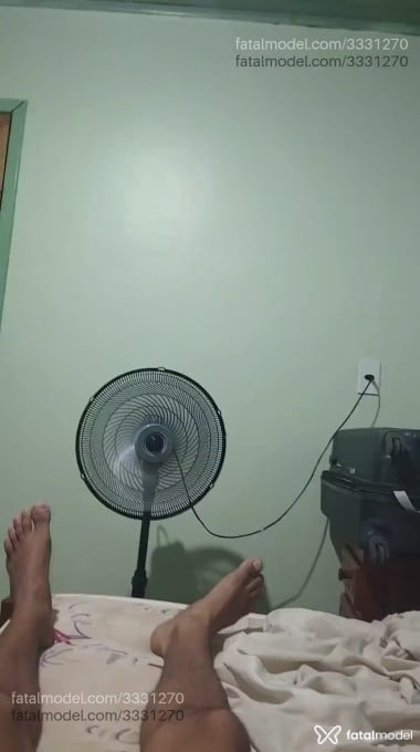 Acompanhante homem com cabelo castanho de olhos castanhos em Jaru - Twink