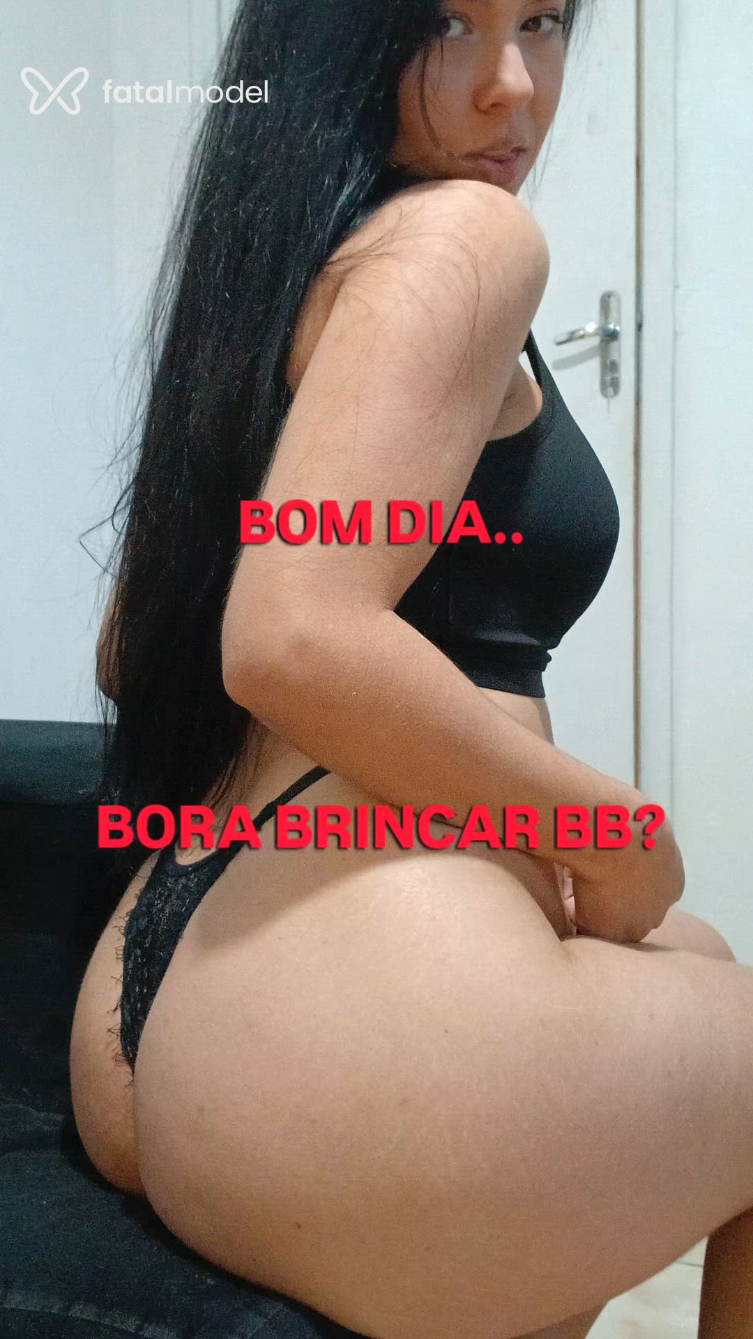Acompanhante mulher morena (o) de olhos castanhos em Virtual - Soffi