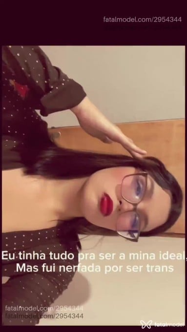 Acompanhante mulher trans morena (o) de olhos pretos em Virtual - Arielly Gamer