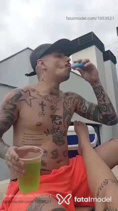 Acompanhante homem morena (o) de olhos castanhos - Santiago Torres