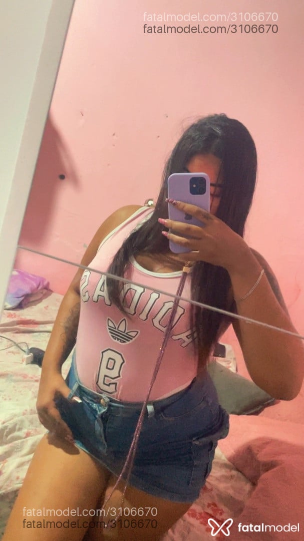 Acompanhante mulher ruiva (o) de olhos pretos em Campina Grande - Emily