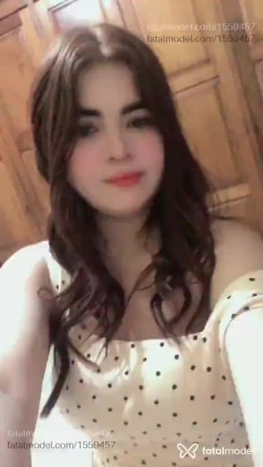 Acompanhante mulher com cabelo castanho de olhos castanhos em Indaiatuba - Stella