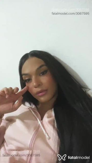 Acompanhante mulher trans morena (o) de olhos castanhos em Santos - Anitta